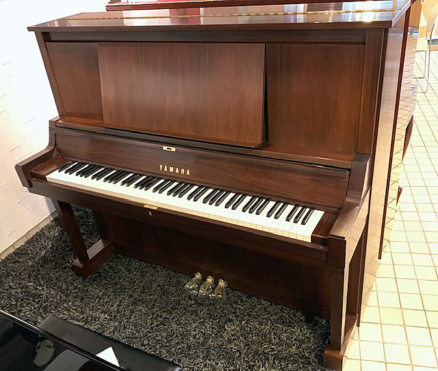 ヤマハ 中古ピアノ UX50RW